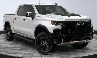2022 Chevrolet Silverado ZR2
