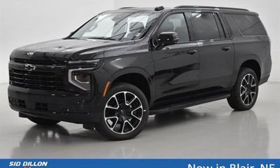 2026 Chevrolet Suburban RST