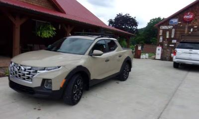 2024 Hyundai Santa Cruz SEL W Activity
