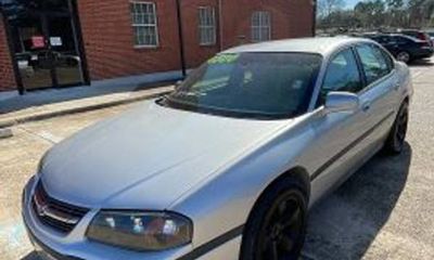 2004 Chevrolet Impala Base