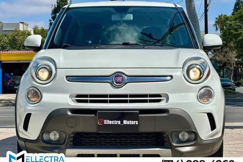 2017 Fiat 500L — a typically priced live listing