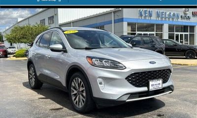 2020 Ford Escape Titanium Fhev