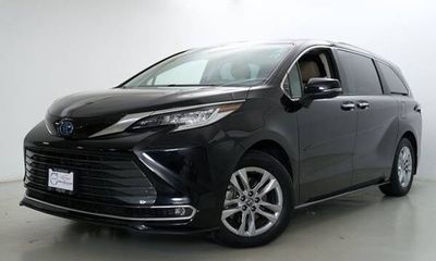2024 Toyota Sienna Limited