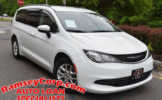 2020 Chrysler Voyager LXI