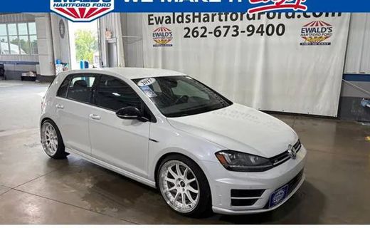 2017 Volkswagen Golf R Base