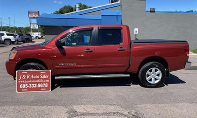 2014 Nissan Titan SV