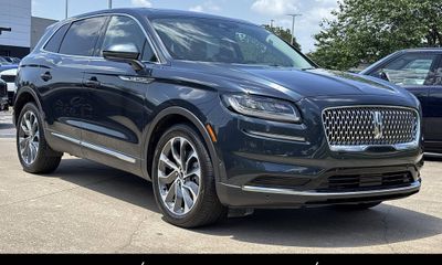 2023 Lincoln Nautilus Reserve