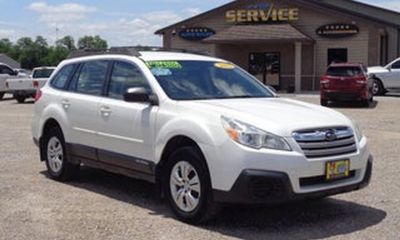 2013 Subaru Outback Base