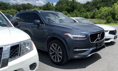 2019 Volvo XC90 Momentum