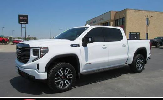 2024 GMC Sierra AT4