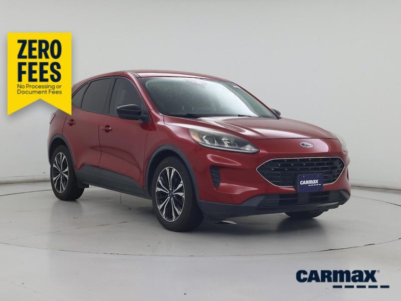 2021 Ford Escape — a typically priced live listing