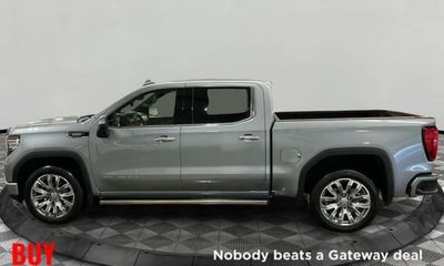 2025 GMC Sierra Denali