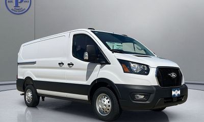 2026 Ford Transit LOW Roof