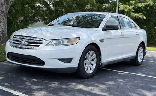 2011 Ford Taurus SE