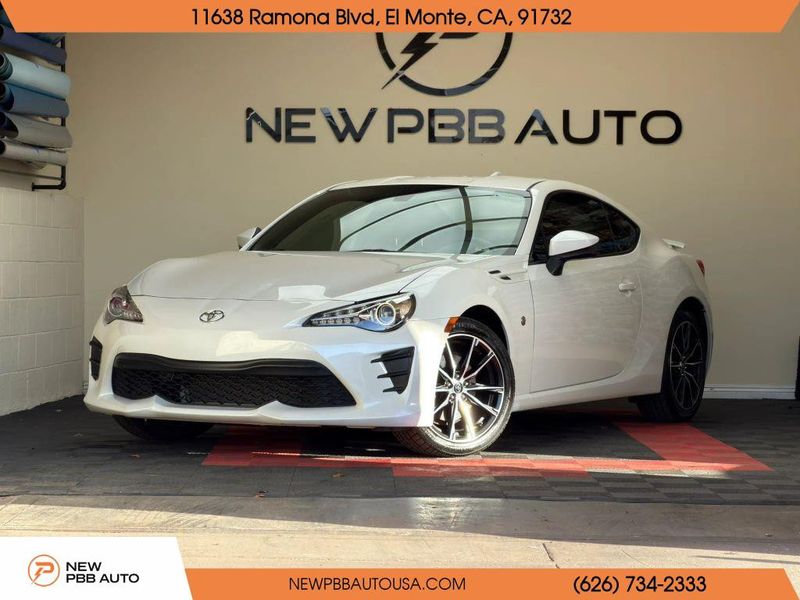 2019 Toyota 86 — a typically priced live listing