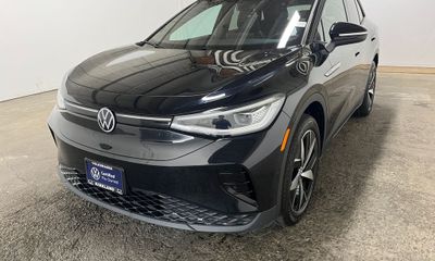 2023 Volkswagen ID 4 Pro S Plus