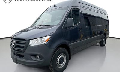 2025 Mercedes-Benz Sprinter 907 VS30