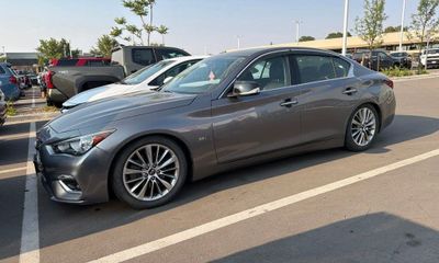 2018 Infiniti Q50 30T Luxe