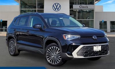 2026 Volkswagen Taos SE