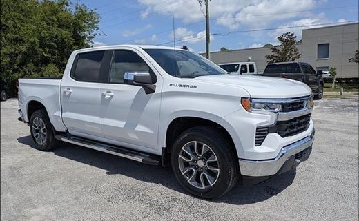 2026 Chevrolet Silverado LT