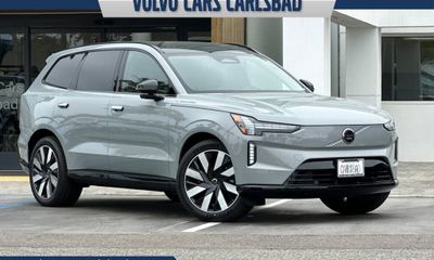 2026 Volvo EX90 Ultra