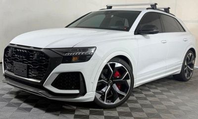 2024 Audi RS Q8 Quattro