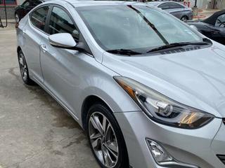 2014 Hyundai Elantra GLS Middle