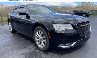 2017 Chrysler 300 Limited