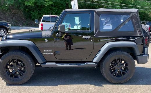 2016 Jeep Wrangler Sport