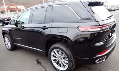 2022 Jeep Grand Cherokee Summit 4XE
