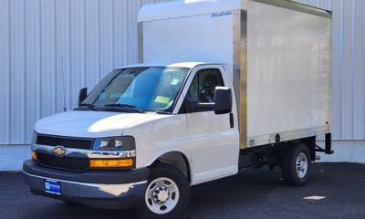 2026 Chevrolet Express 3500 Cutaway 139