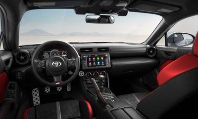 2024 Toyota GR86 Premium 40TH