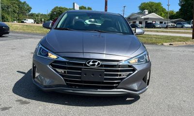 2019 Hyundai Elantra