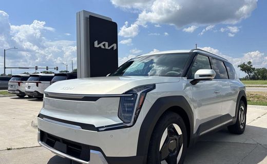 2024 Kia EV9 Wind