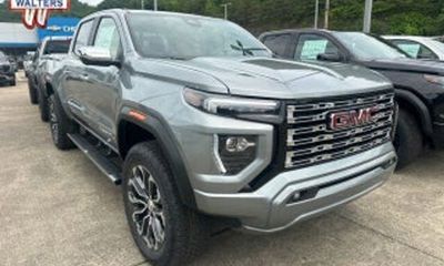 2026 GMC Canyon Elevation