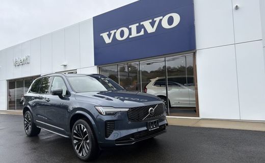 2026 Volvo XC90 Ultra Dark