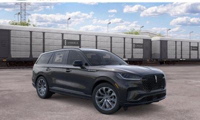 2026 Lincoln Aviator Base