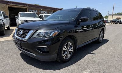 2020 Nissan Pathfinder S