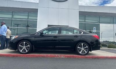 2015 Subaru Legacy Limited Moonroof Navi