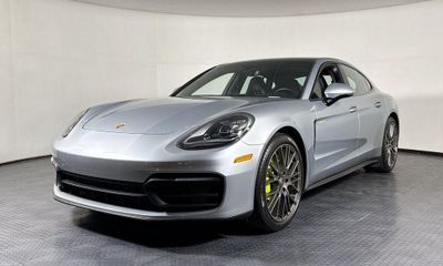 2021 Porsche Panamera 4S E Hybrid