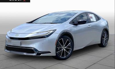 2024 Toyota Prius XLE
