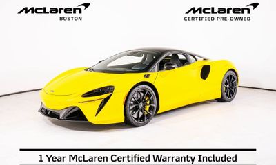 2023 McLaren Artura Base