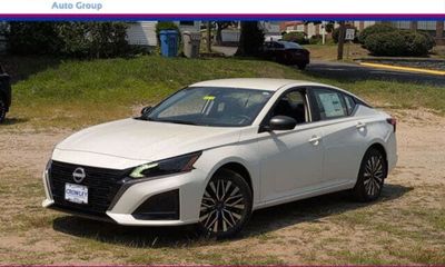 2026 Nissan Altima SV