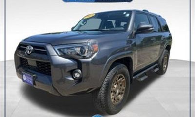 2023 Toyota 4RUNNER SR5 Prem