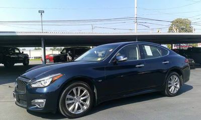 2018 Infiniti Q70 37 Luxe