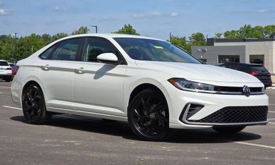 2025 Volkswagen Jetta SE