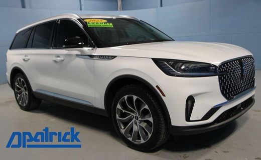 2025 Lincoln Aviator Base
