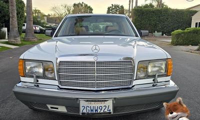 1988 Mercedes-Benz 560 560SEL