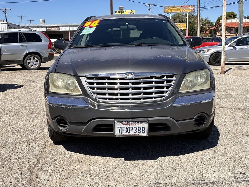 2004 Chrysler Pacifica — a typically priced live listing