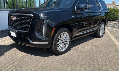 2026 Cadillac Escalade Luxury Touring PKG